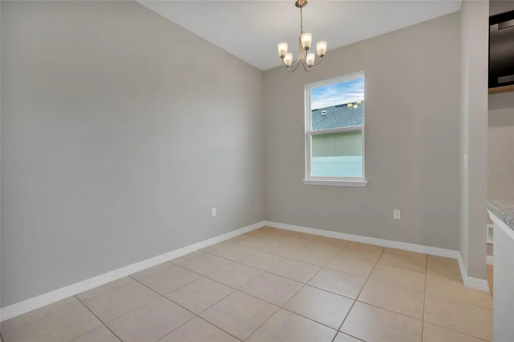 1739 Blue Lagoon Circle Mascotte FL 34753
