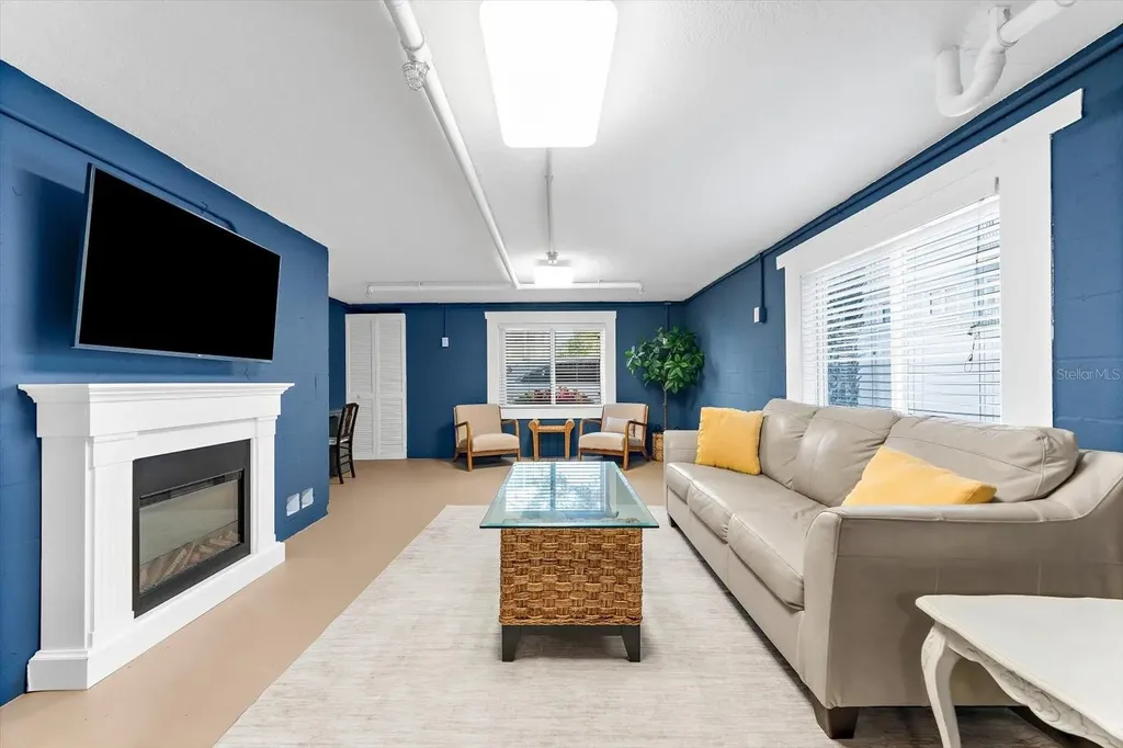 2255 N Beach Road Englewood FL 34223