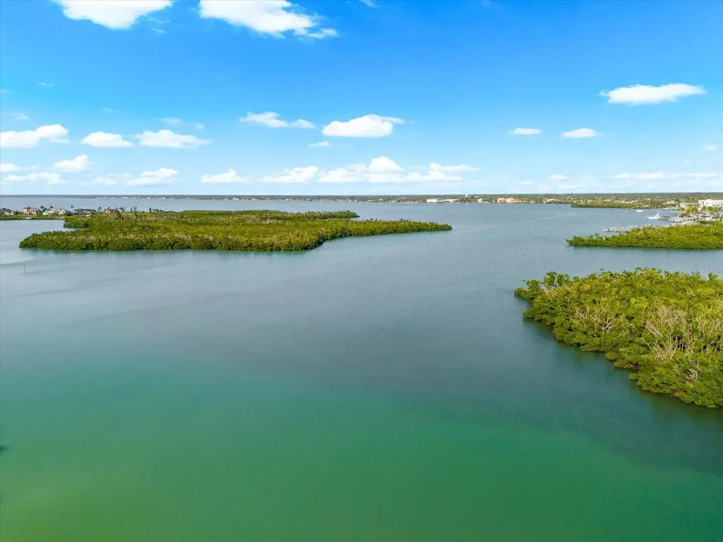 2255 N Beach Road Englewood FL 34223