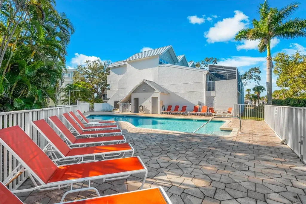 2255 N Beach Road Englewood FL 34223