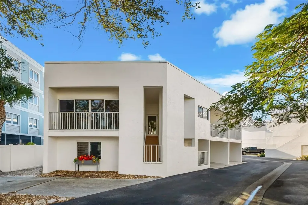 2255 N Beach Road Englewood FL 34223