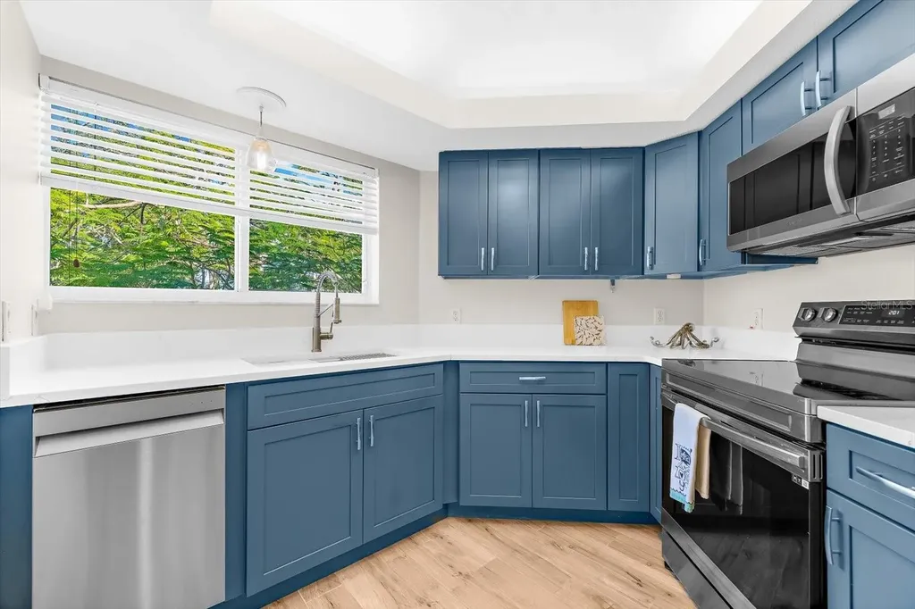 2255 N Beach Road Englewood FL 34223