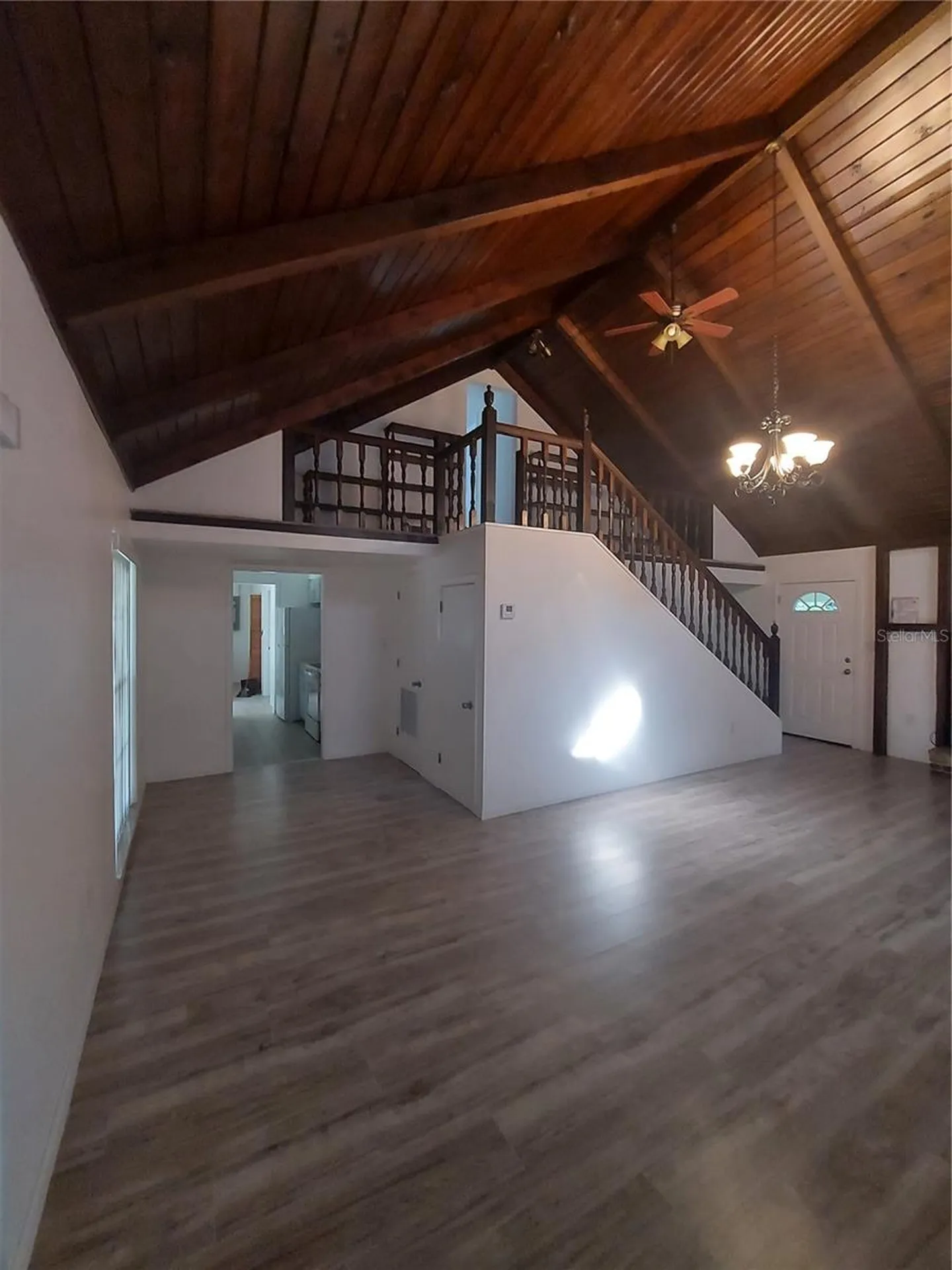 253 N Blue Lake Avenue Deland FL 32724