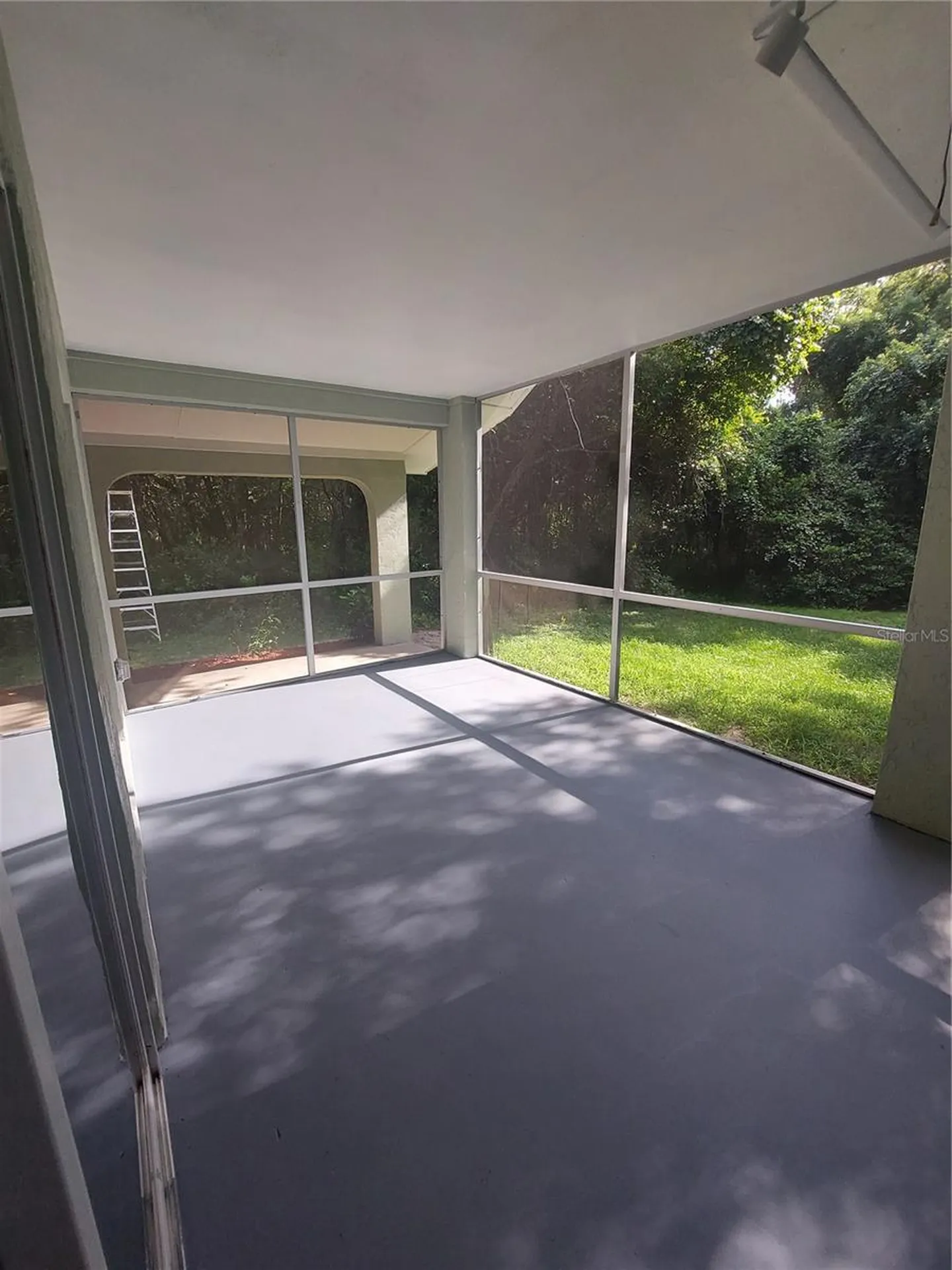 253 N Blue Lake Avenue Deland FL 32724