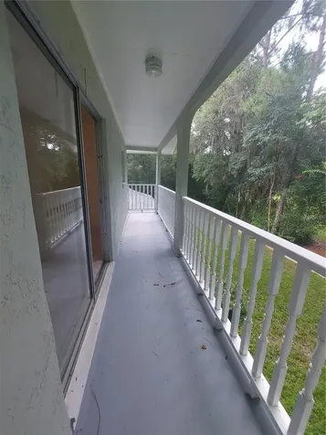 253 N Blue Lake Avenue Deland FL 32724