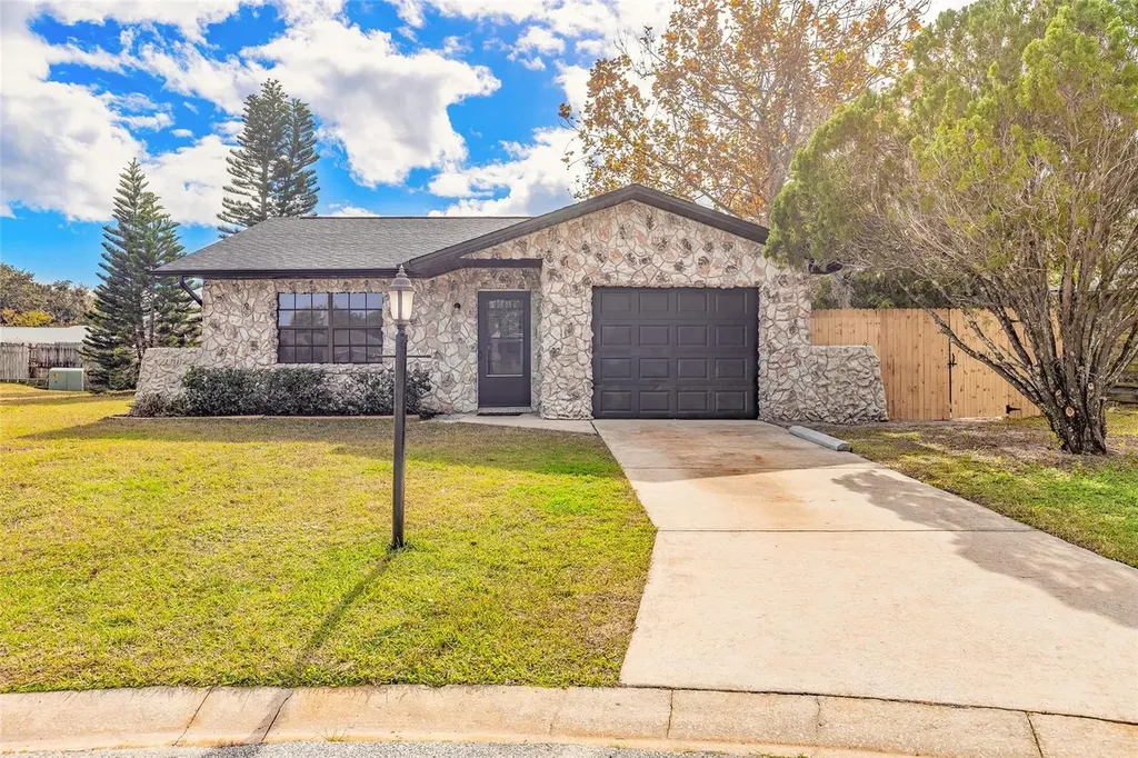 1316 Point Court Port Orange FL 32127