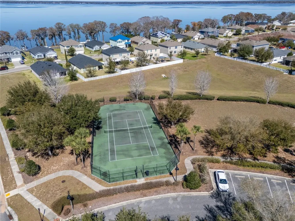 2135 Appalachee Circle Tavares FL 32778
