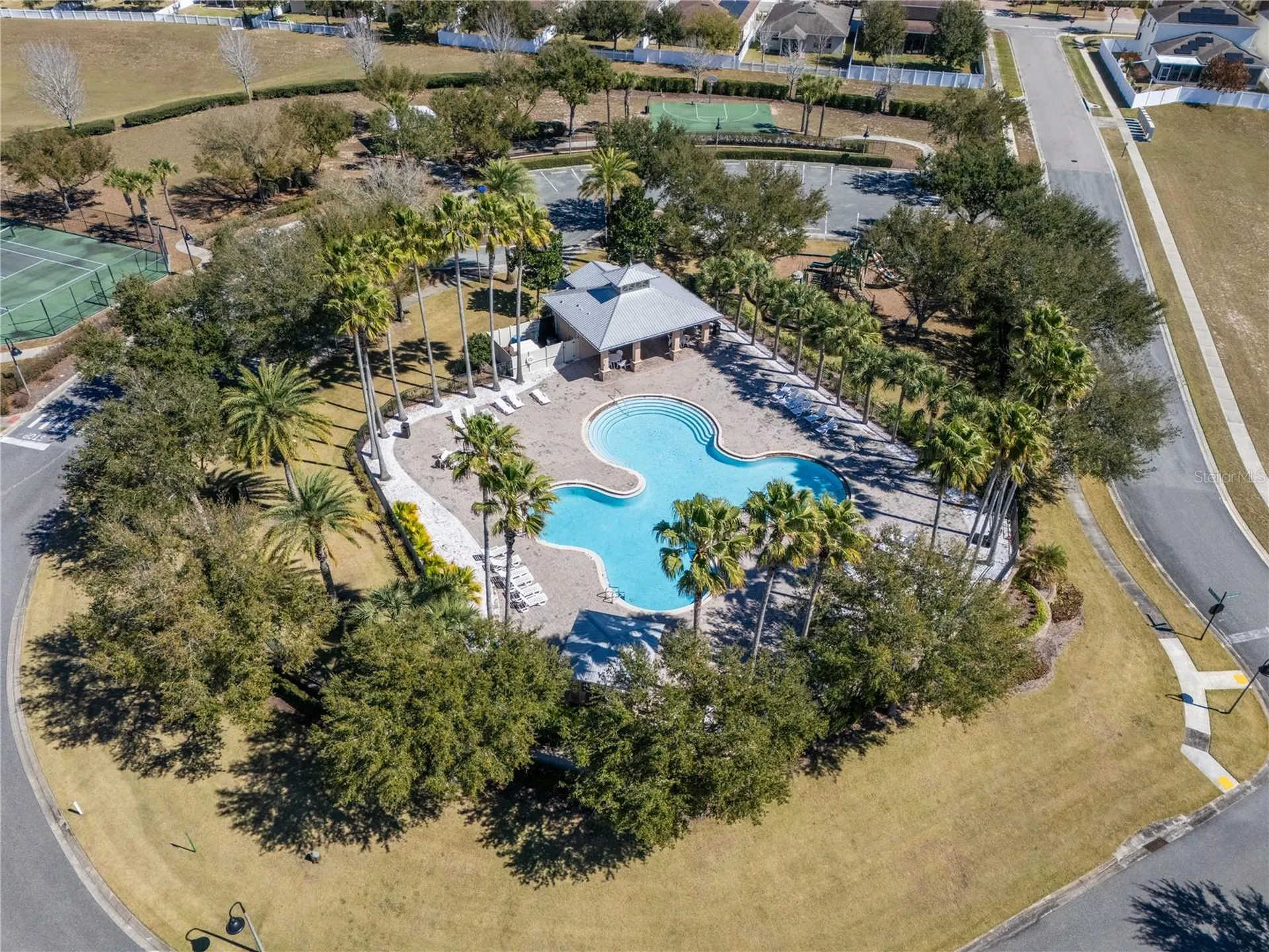 2135 Appalachee Circle Tavares FL 32778