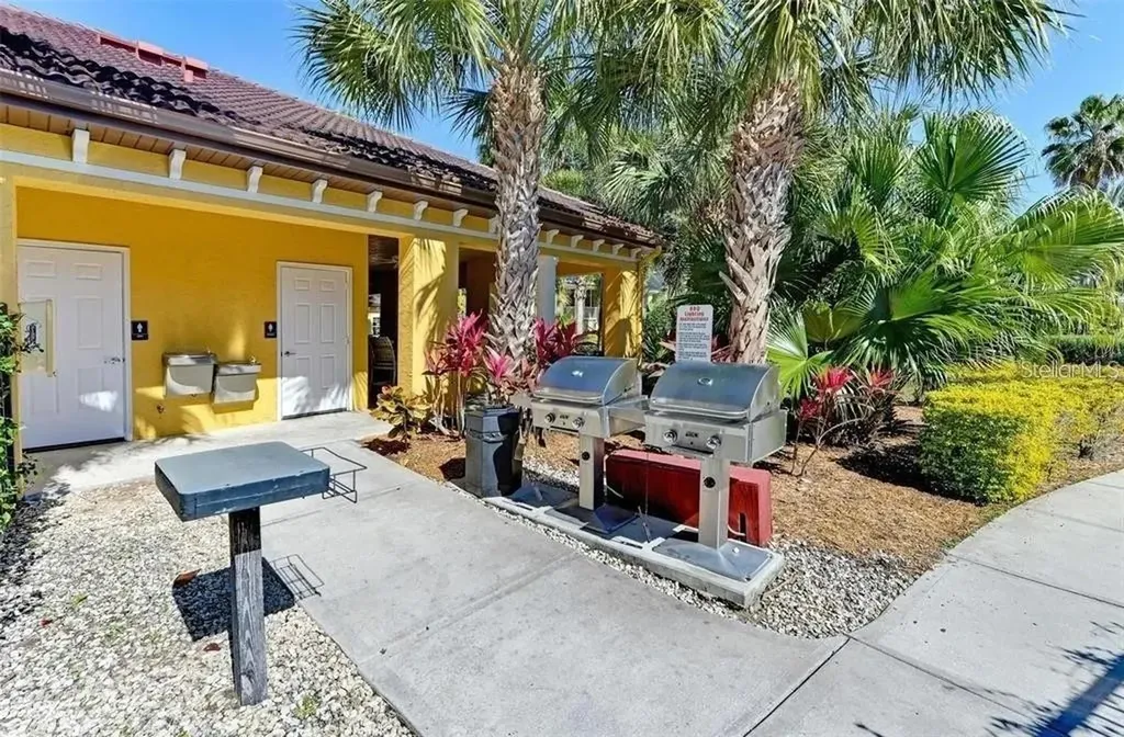 4990 Baraldi Circle Sarasota FL 34235
