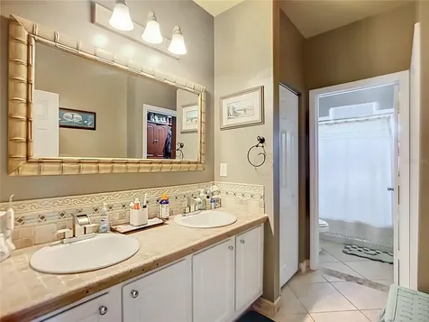 4990 Baraldi Circle Sarasota FL 34235