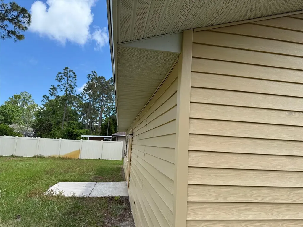 19 Woodston Lane Palm Coast FL 32164
