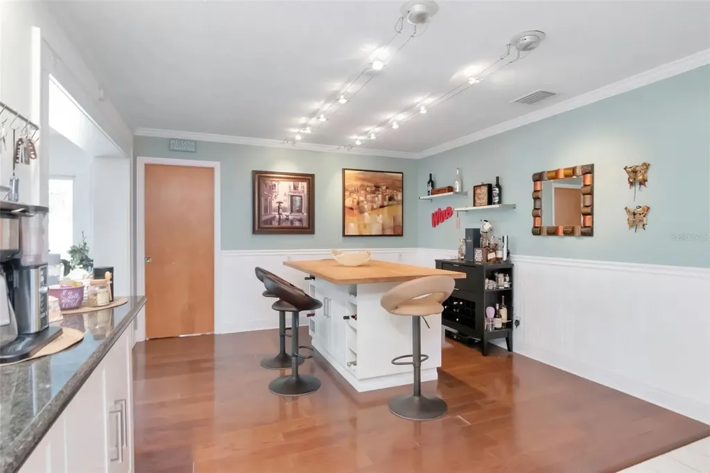 3991 38th Way S St Petersburg FL 33711