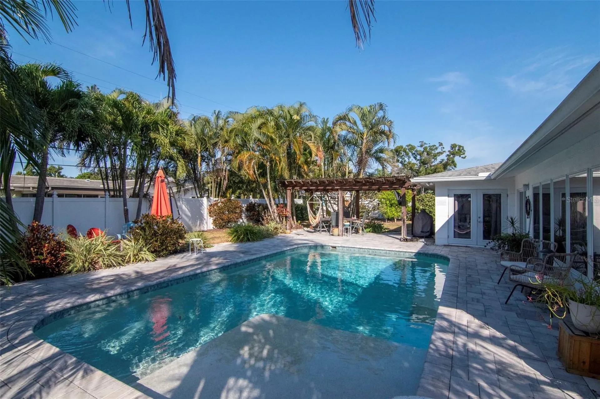 3991 38th Way S St Petersburg FL 33711