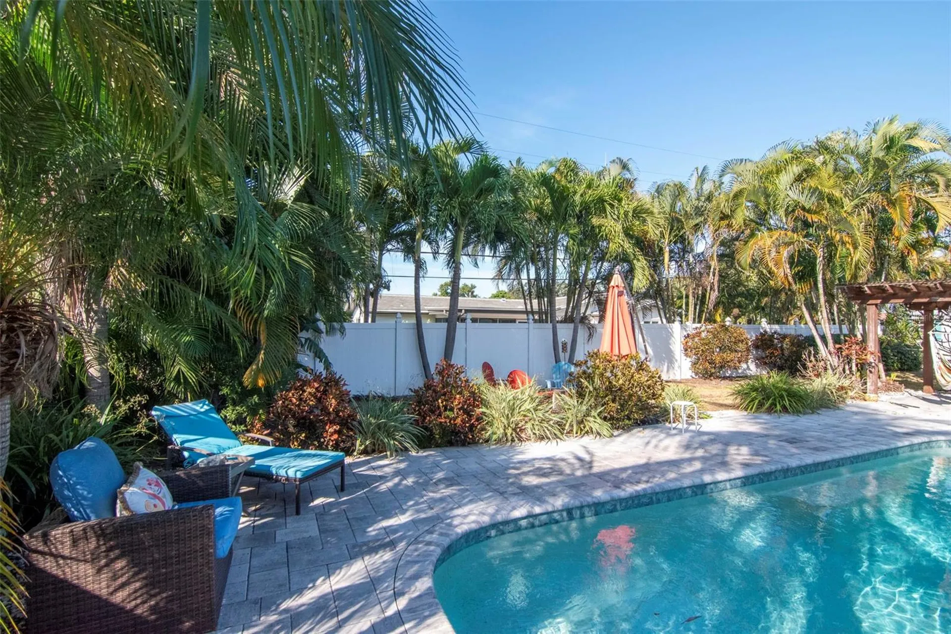 3991 38th Way S St Petersburg FL 33711