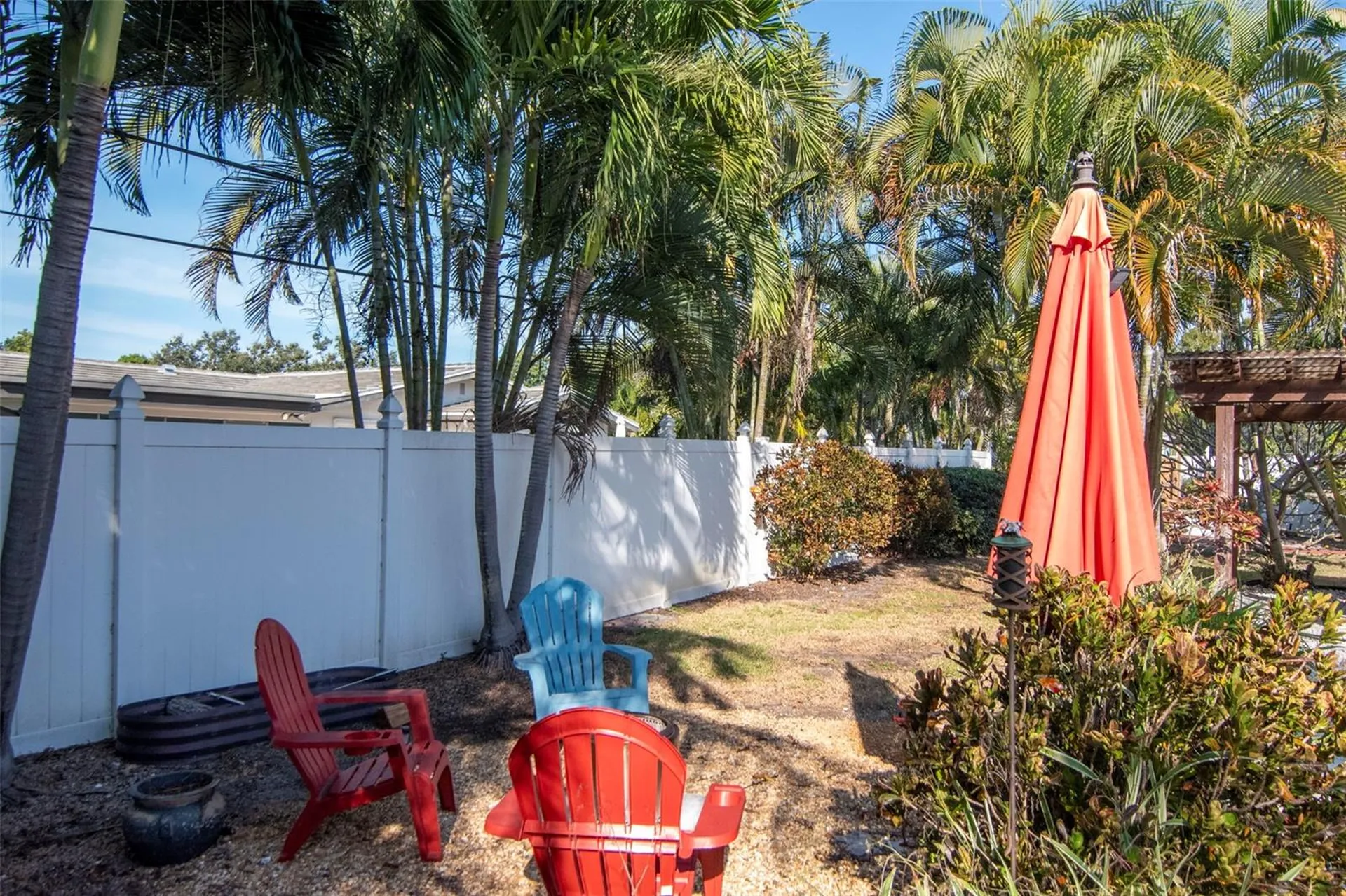 3991 38th Way S St Petersburg FL 33711
