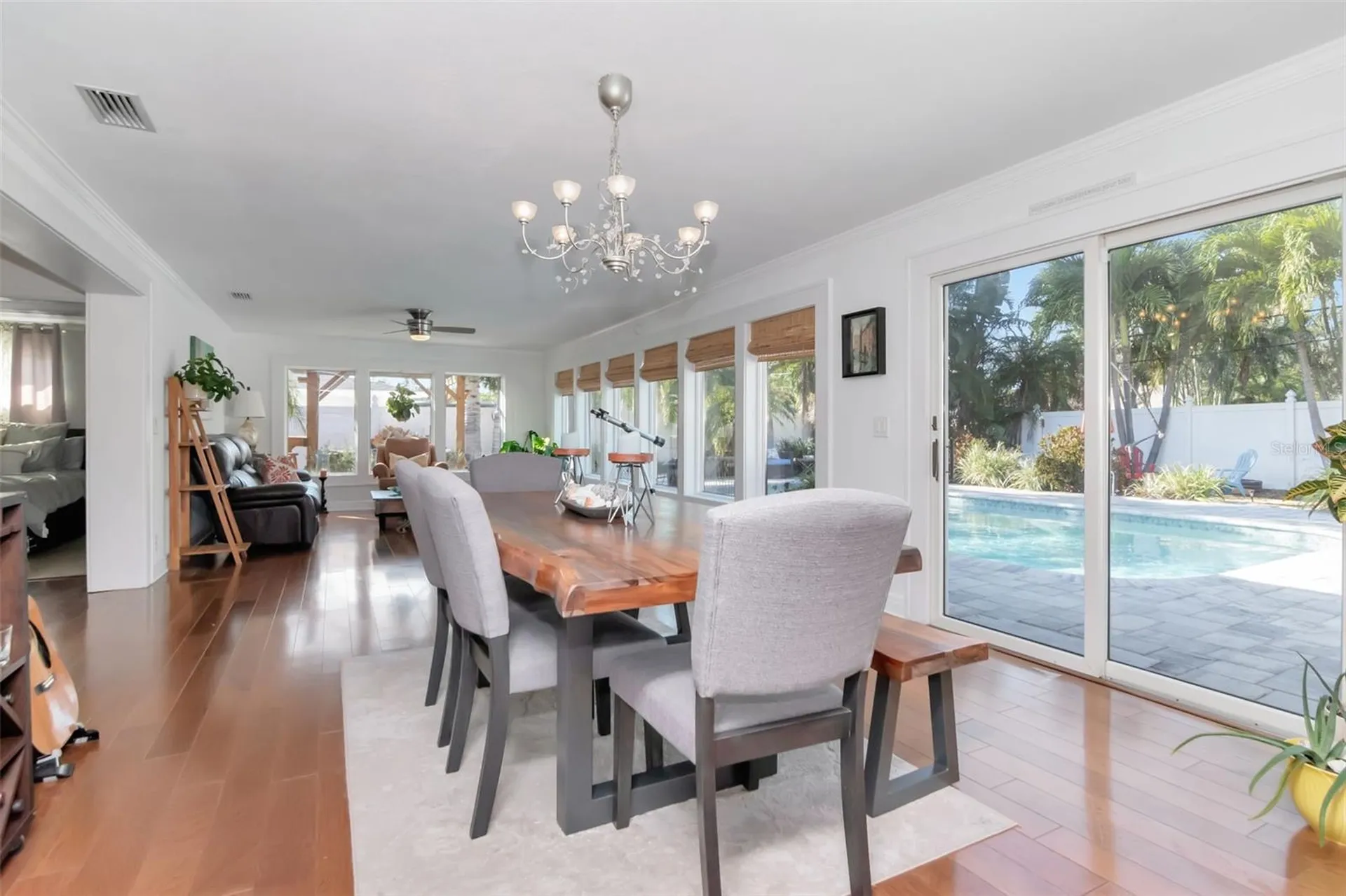 3991 38th Way S St Petersburg FL 33711