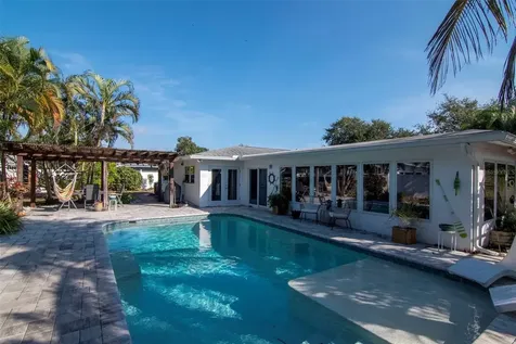 3991 38th Way S St Petersburg FL 33711