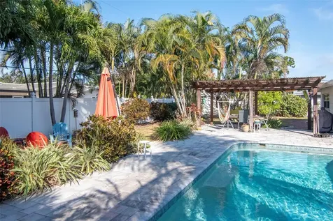 3991 38th Way S St Petersburg FL 33711