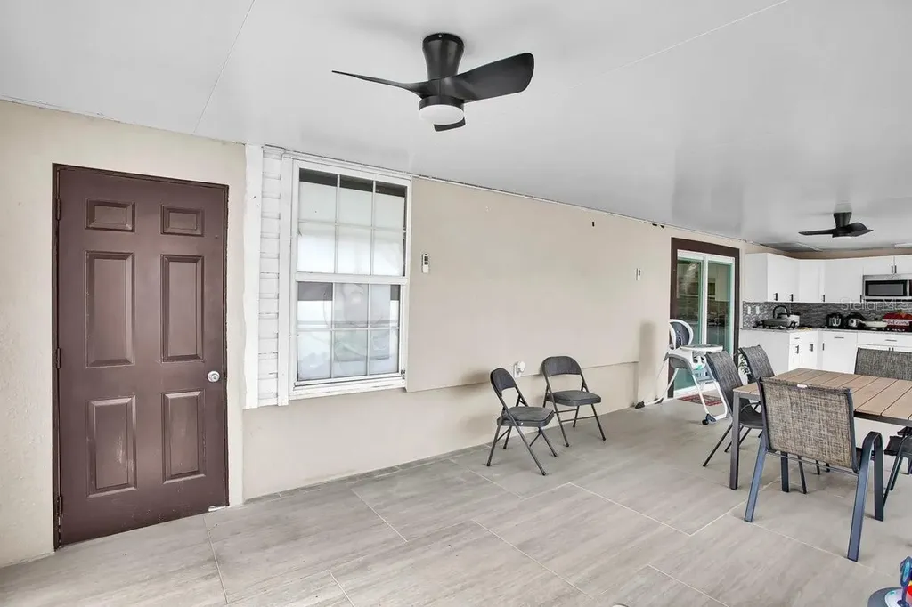 5615 Oak Avenue NW Lakeland FL 33810