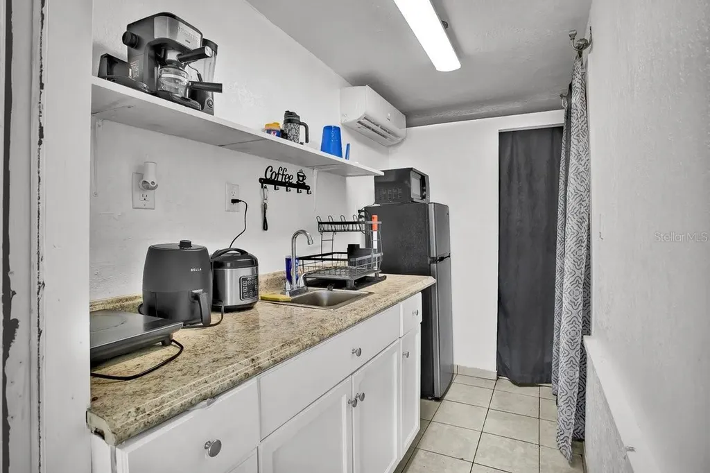5615 Oak Avenue NW Lakeland FL 33810