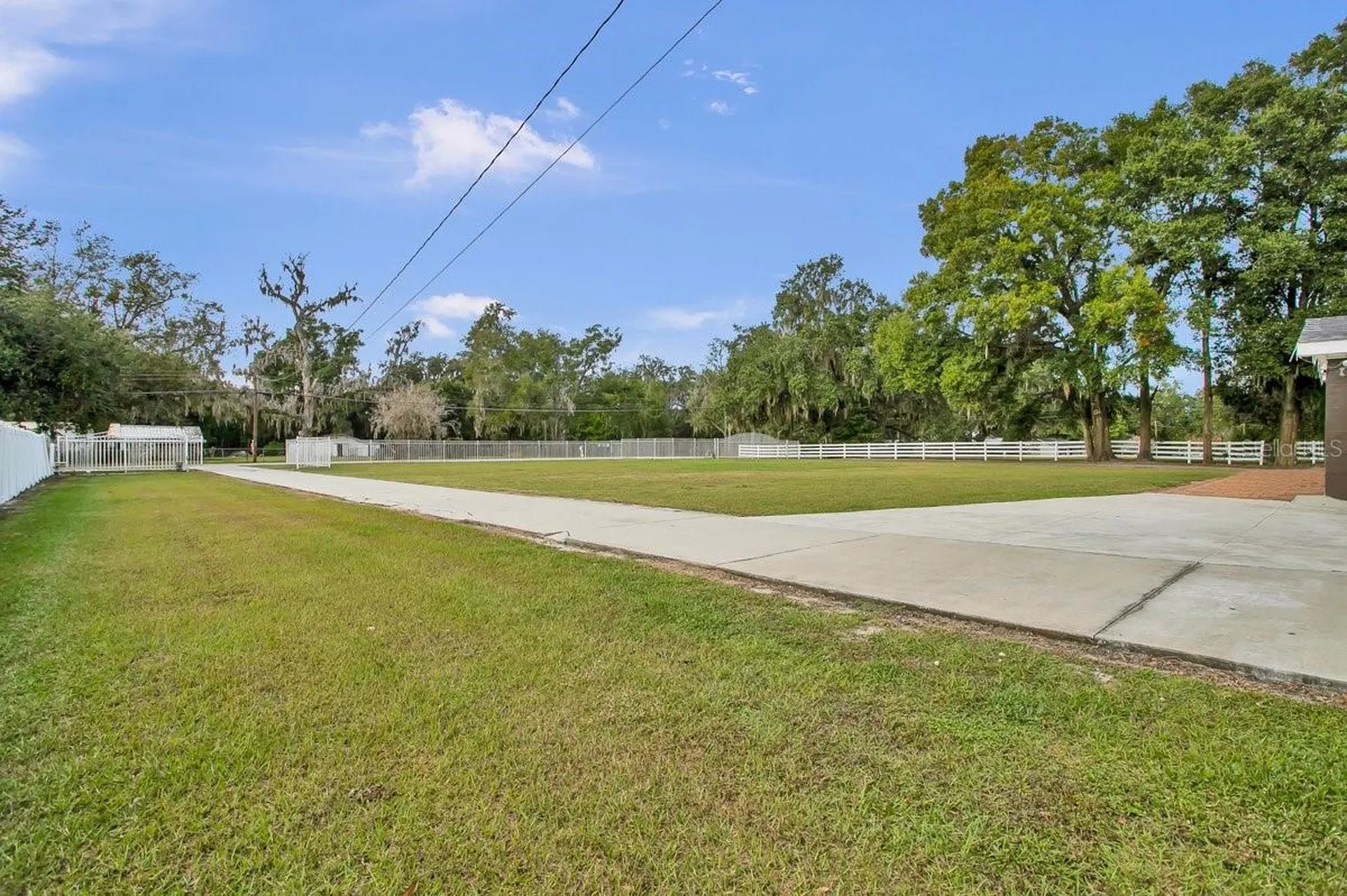 5615 Oak Avenue NW Lakeland FL 33810