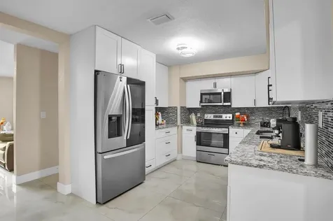 5615 Oak Avenue NW Lakeland FL 33810