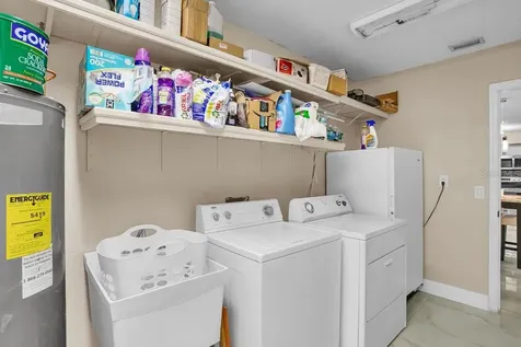 5615 Oak Avenue NW Lakeland FL 33810