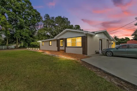 5615 Oak Avenue NW Lakeland FL 33810