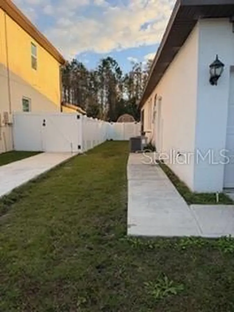 2615 Eagle Cliff Drive Kissimmee FL 34746