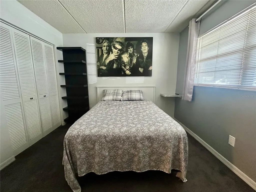 2275 62nd Avenue N St Petersburg FL 33702