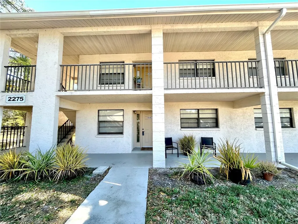 2275 62nd Avenue N St Petersburg FL 33702
