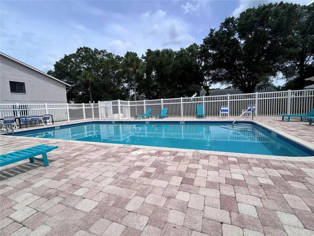 2275 62nd Avenue N St Petersburg FL 33702