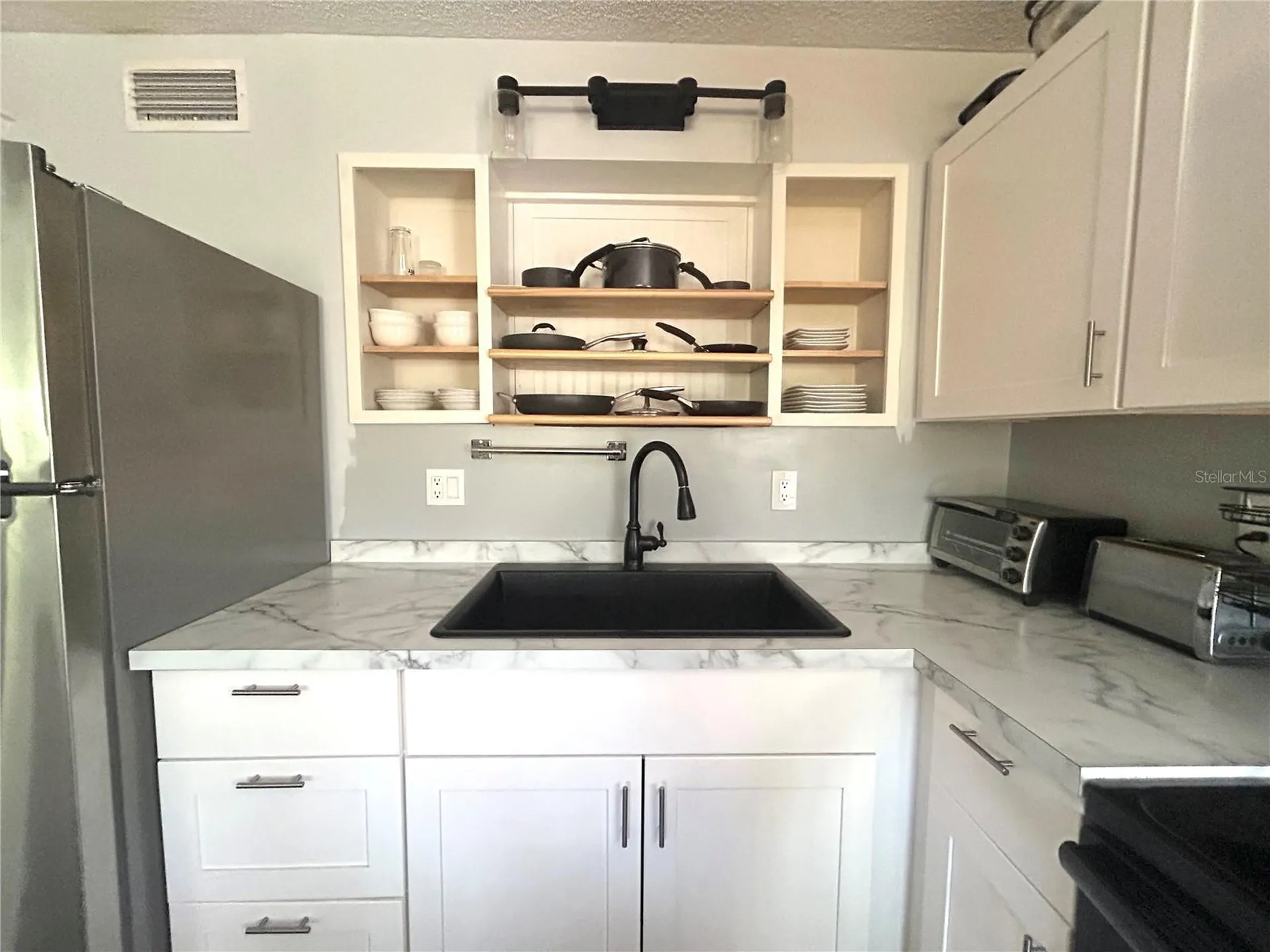 2275 62nd Avenue N St Petersburg FL 33702