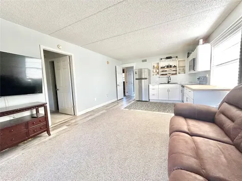 2275 62nd Avenue N St Petersburg FL 33702