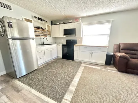 2275 62nd Avenue N St Petersburg FL 33702