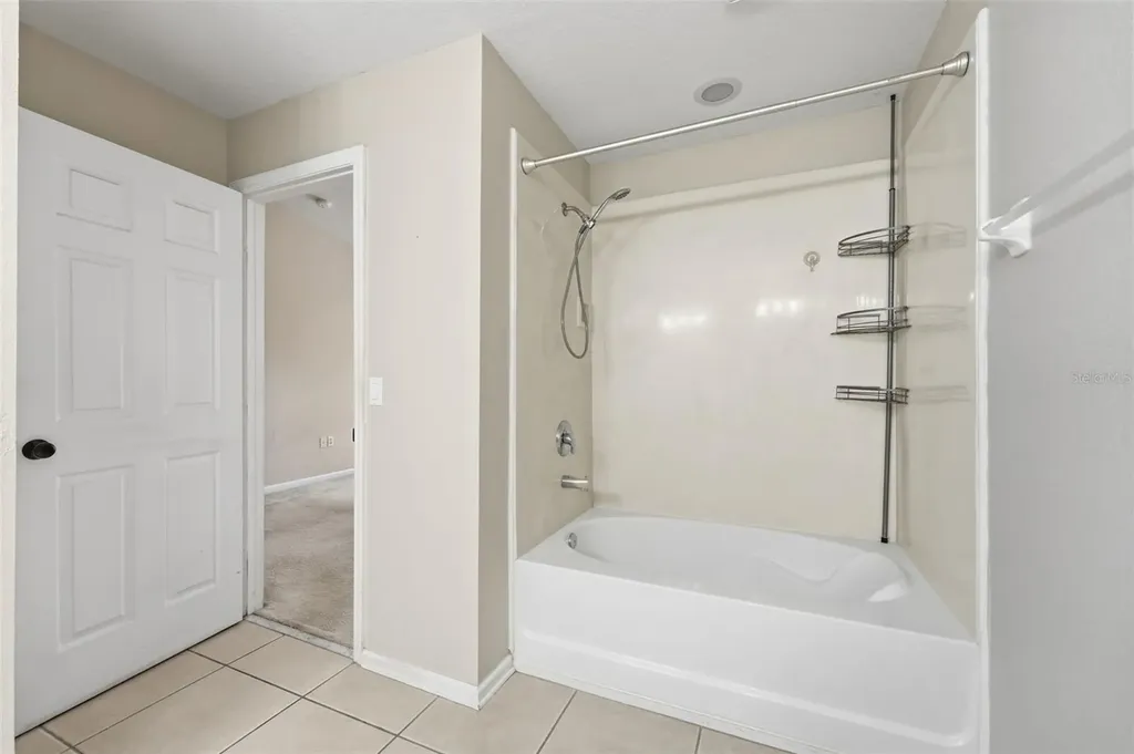 2838 Villafuerte Point Orlando FL 32835