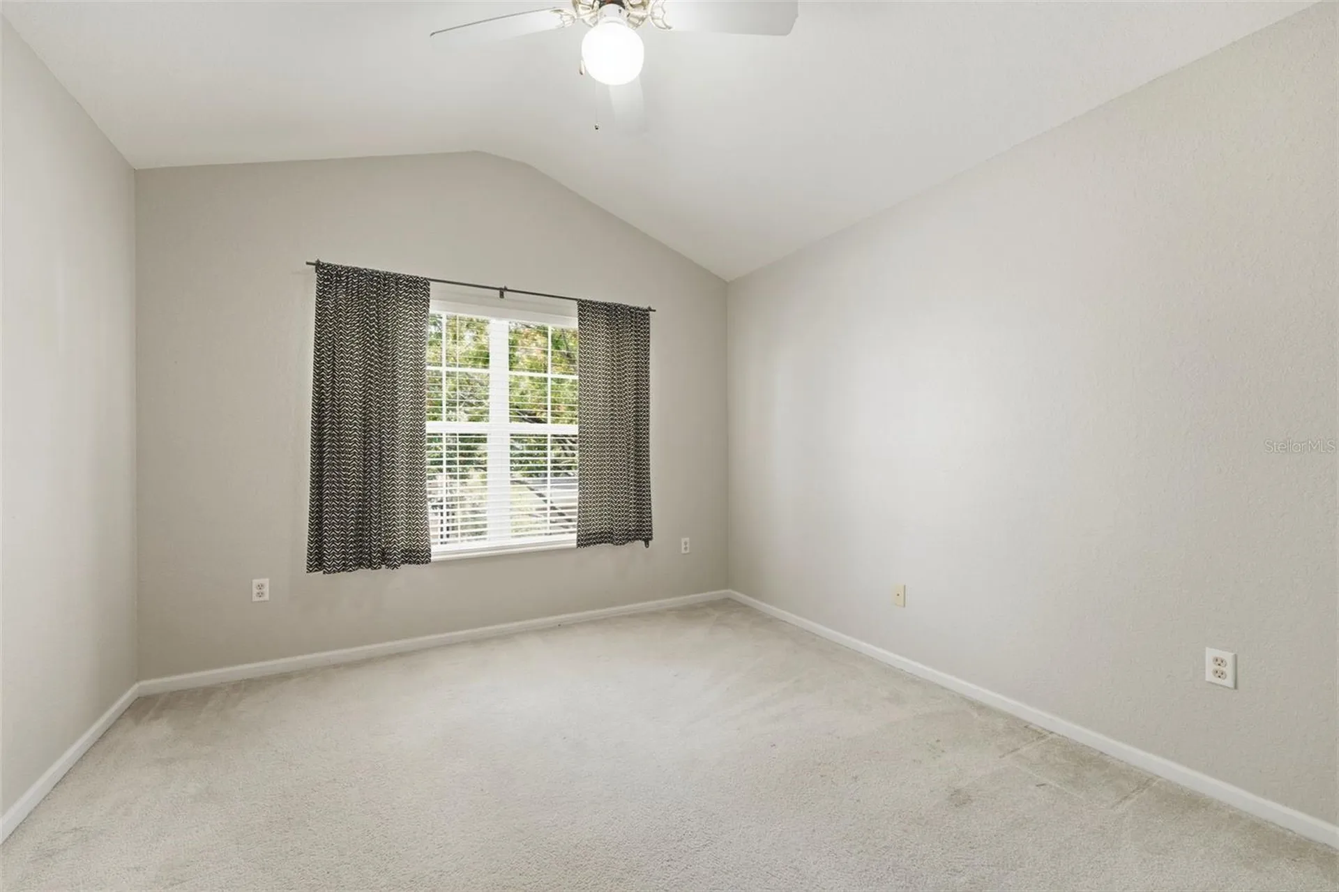 2838 Villafuerte Point Orlando FL 32835
