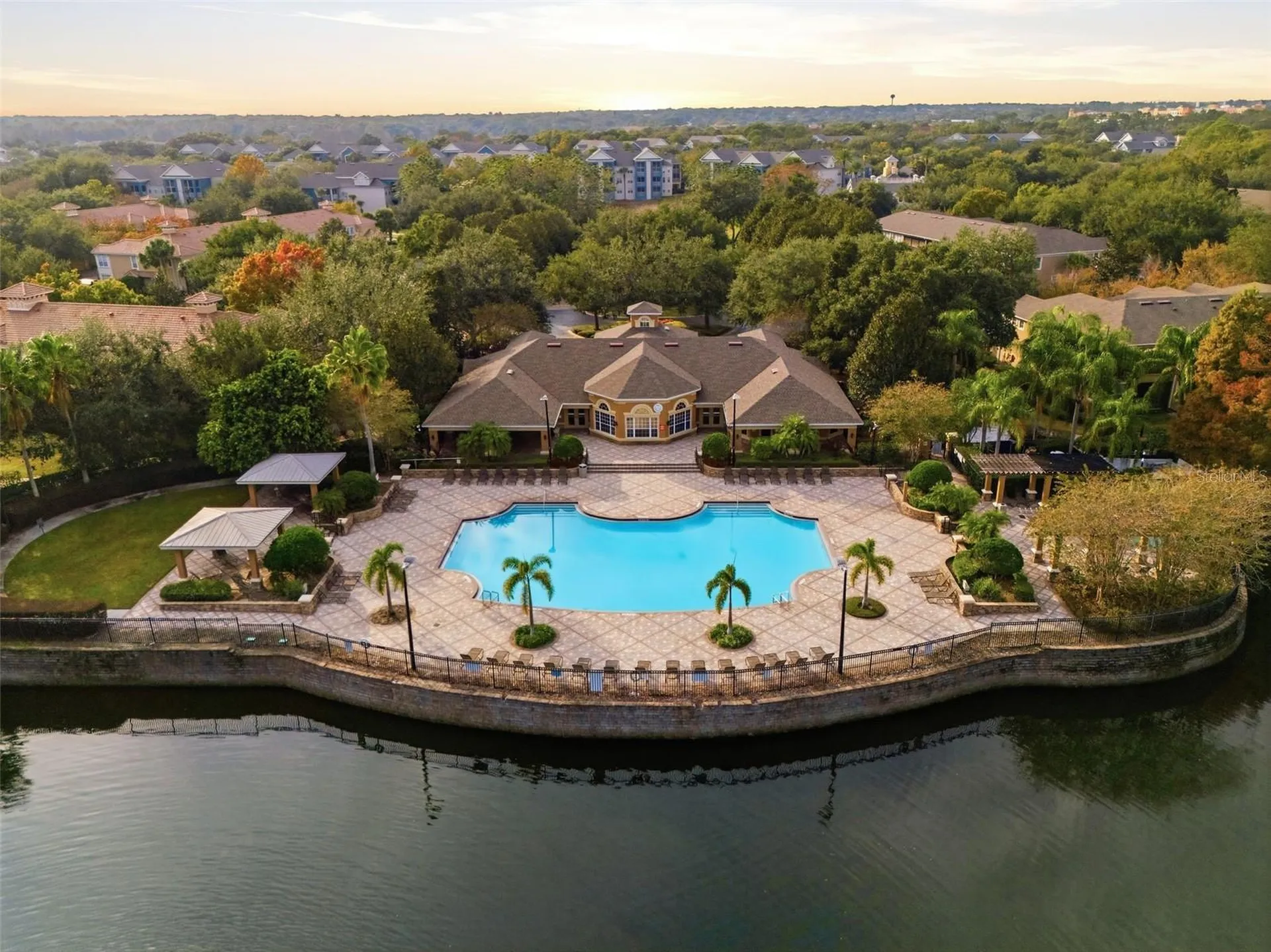 2838 Villafuerte Point Orlando FL 32835