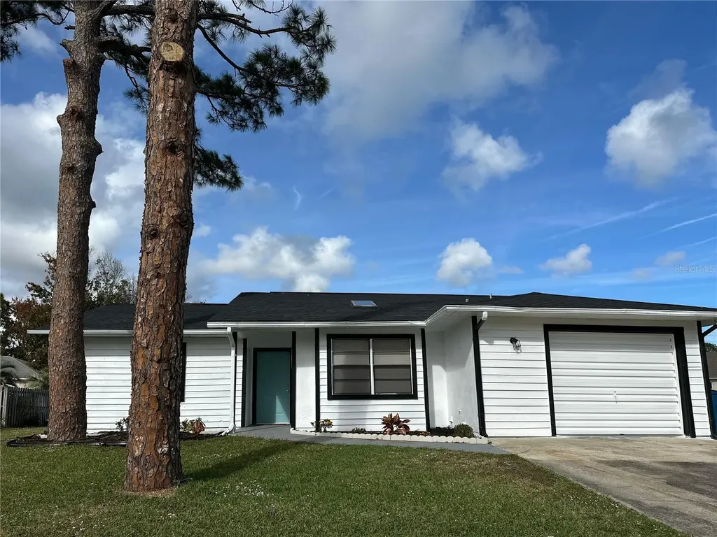 711 Kempten Street NW Palm Bay FL 32907