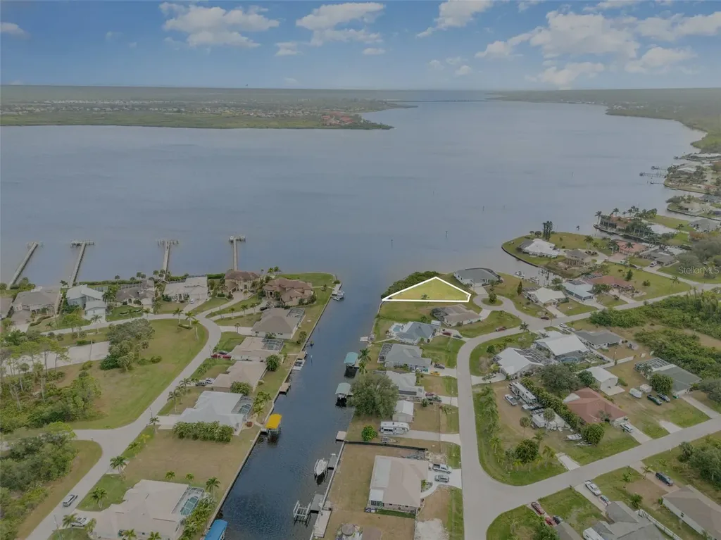 3528 Fox Terrace Port Charlotte FL 33981