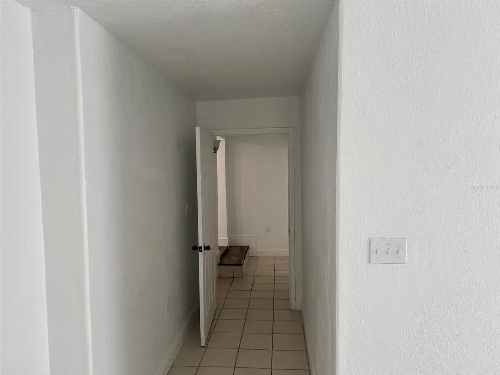 2112 Lee Street Orlando FL 32805