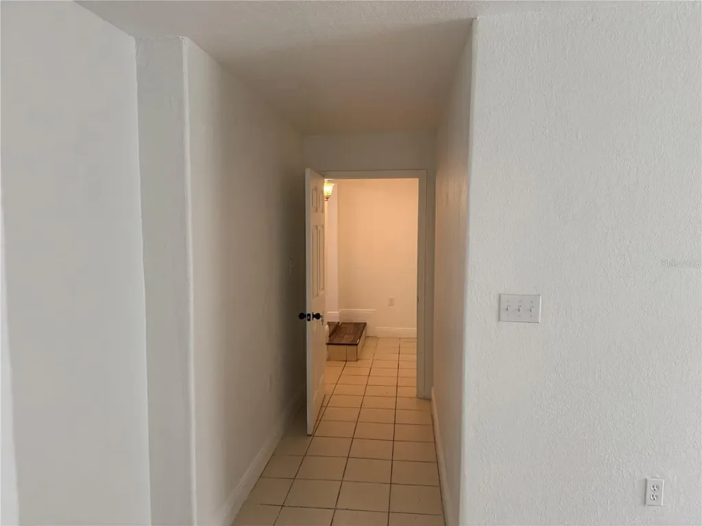 2112 Lee Street Orlando FL 32805