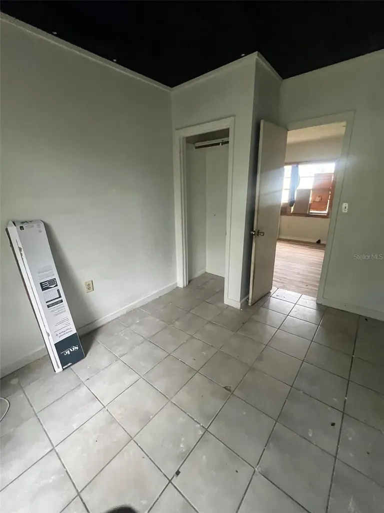 2112 Lee Street Orlando FL 32805