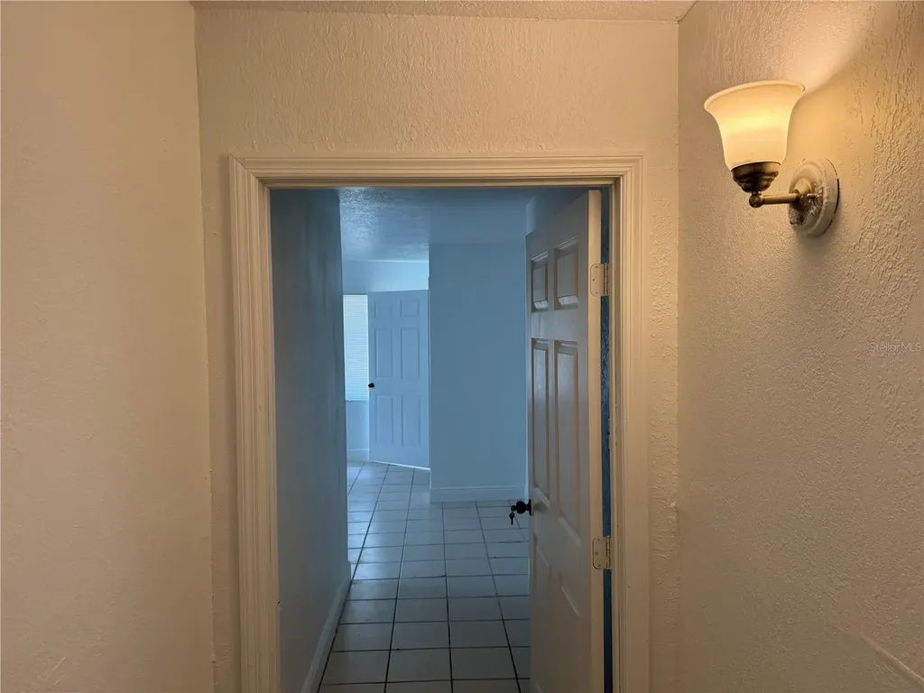 2112 Lee Street Orlando FL 32805