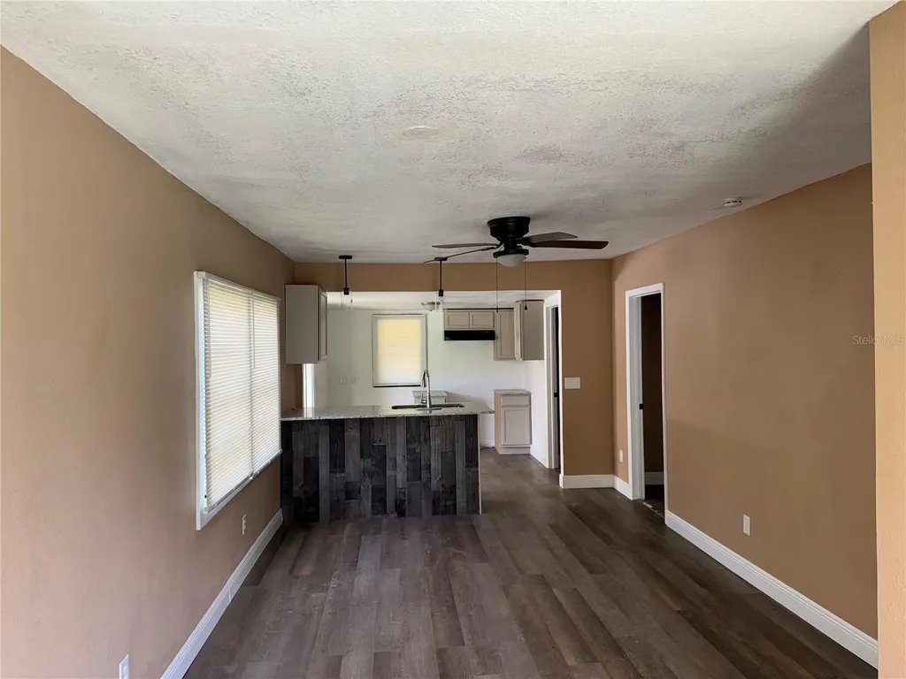 2112 Lee Street Orlando FL 32805