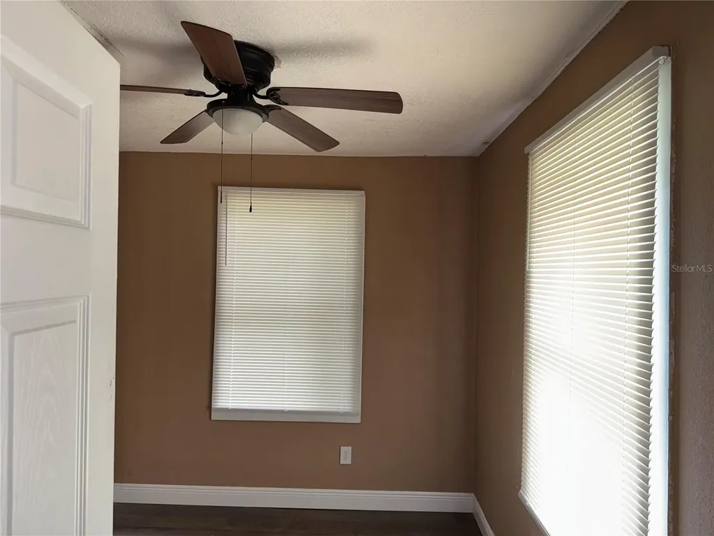 2112 Lee Street Orlando FL 32805
