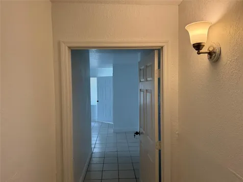 2112 Lee Street Orlando FL 32805