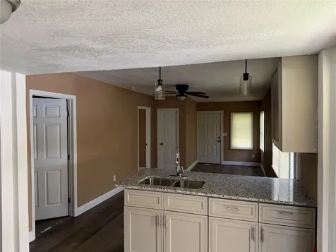 2112 Lee Street Orlando FL 32805