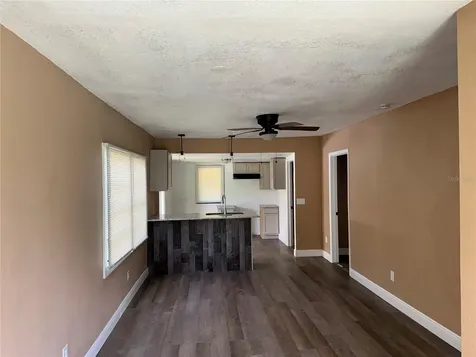 2112 Lee Street Orlando FL 32805