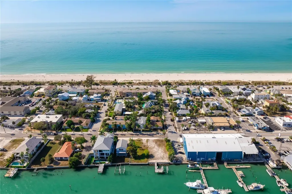 1805 Pass-a-grille Way St Pete Beach FL 33706